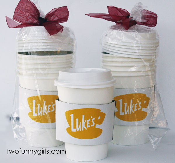 https://www.twofunnygirls.com/wp-content/uploads/2020/05/Luke-Diner-from-Gilmore-Girls-Paper-Coffee-Cups.jpg